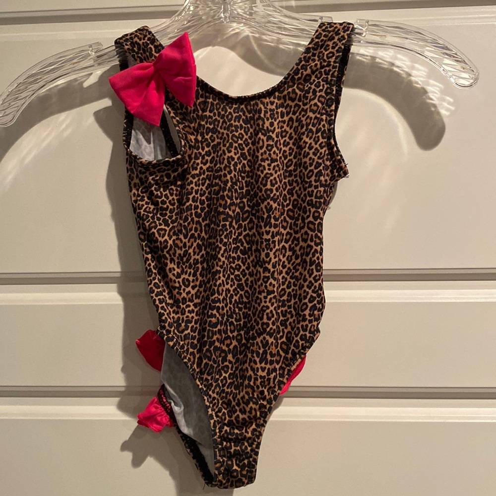 Dippin’ Daisy’s Leopard Swimsuit with Pink Bow and Ruffle Bottom - Size 4T
